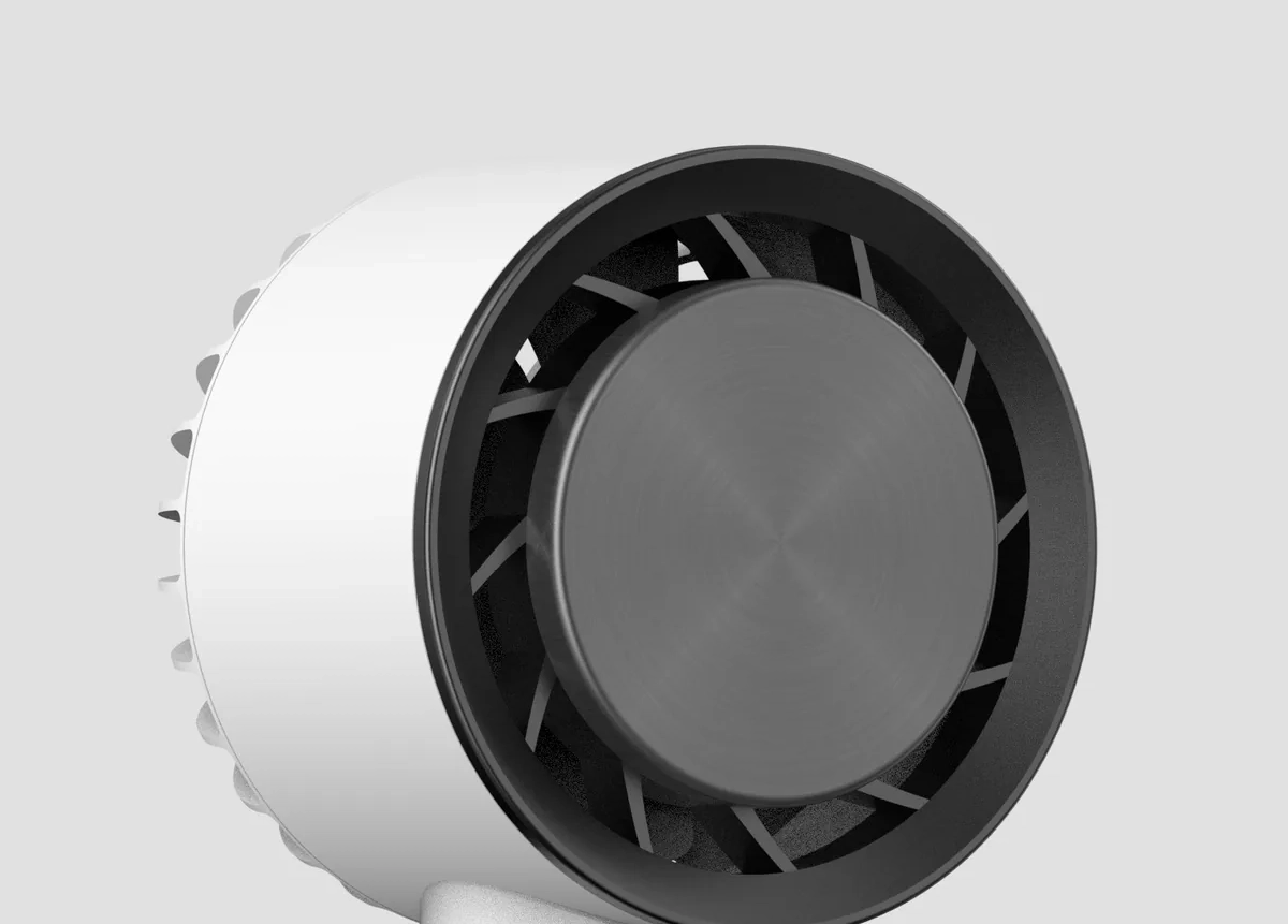 Front of the head with the metal Peltier pad inside the black bezel